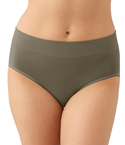Wacoal Feeling Flexible Brief Panty