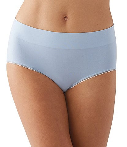 Wacoal Feeling Flexible Brief Panty