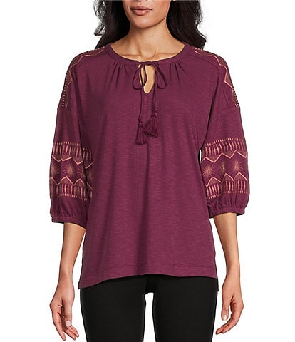 Westbound Embroidered 3/4 Sleeve V-Neck Top