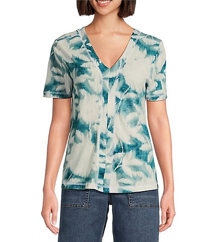 Westbound Enchanted Garden Print Short Sleeve V-Neck Top