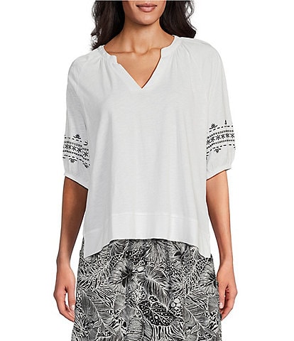 Westbound Petite Size Short Puff Sleeve V-Neck Top