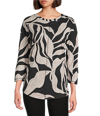Westbound Petite Size Dancing Leaves Floral 3/4 Sleeve Knit Crew Neck Top