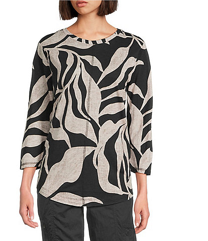 Westbound Petite Size Dancing Leaves Floral 3/4 Sleeve Knit Crew Neck Top