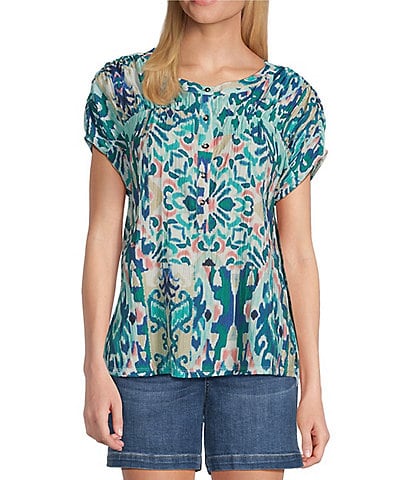 Westbound Petite Size Sleeveless Y-Neck Ruched Henley Top