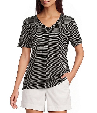 Westbound Petite Size Solid Short Sleeve V-Neck Top