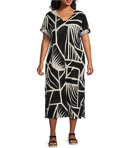 Westbound Plus Size Short Roll-Tab Sleeve V-Neck Printed Dress