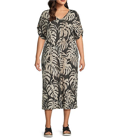 Westbound Plus Size Sketched Palms Short Sleeve V-Neck Maxi Dress