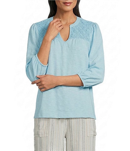 Westbound V-Neck 3/4 Sleeve Top