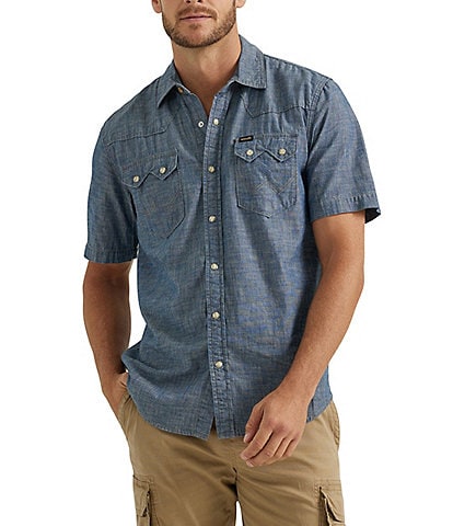Wrangler® Short Sleeve Pocketed Denim Western Shirt