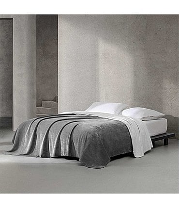Image of Calvin Klein Modern Lush Reversible Bed Blanket