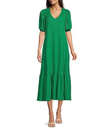 Image of Gibson & Latimer Crepe Waffle Knit V-Neck Tie Back Detail Puffed Short Sleeve Tiered A-Line Flounce Midi Dres