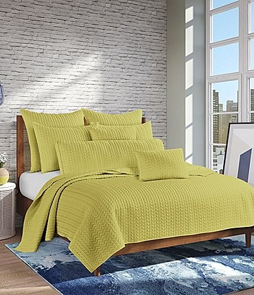 Image of J by J. Queen New York Cayman Herringbone Pattern Quilt