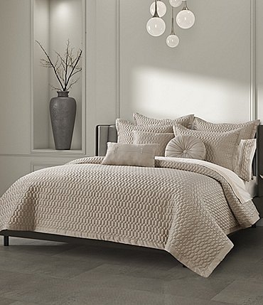 Image of J. Queen New York Brilliance Geometric Pattern Satin Mini Quilt Set