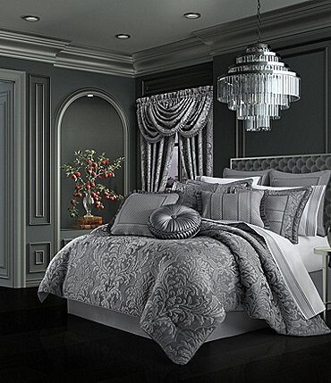 Image of J. Queen New York Leonardo Comforter Set
