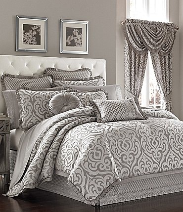 Image of J. Queen New York Luxembourg Silver Comforter Set