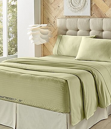 Image of J. Queen New York Royal Fit 300-Thread Count Sheet Set