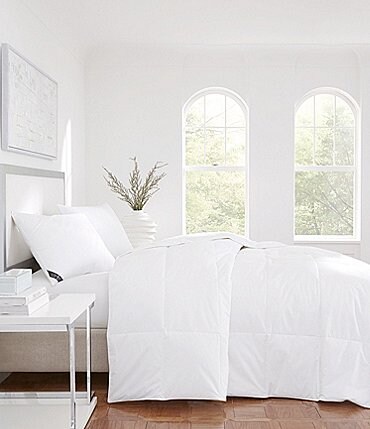 Image of J. Queen New York Royalty 233 Thread Count Down Alternative Comforter