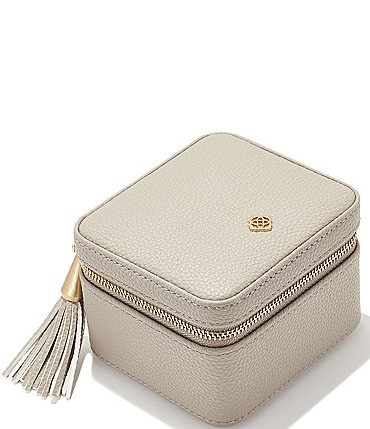 Image of Kendra Scott Small Travel Jewelry Case in Taupe
