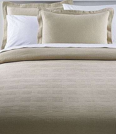 Image of L.L.Bean Vintage Matelasse Block Pattered Cotton Bedspread