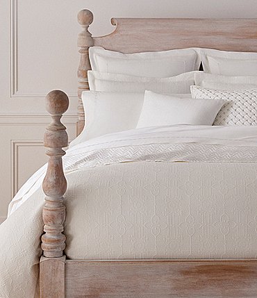 Image of Lauren Ralph Lauren Sascha Textured Matelasse Cotton Duvet Cover Mini Set