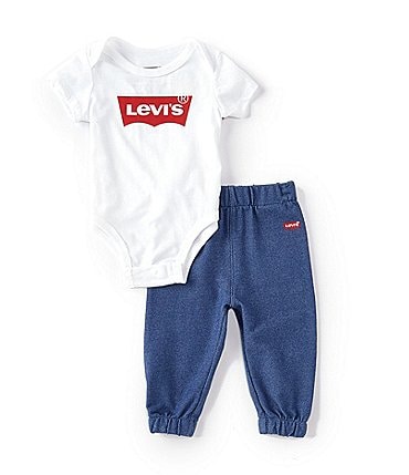 Image of Levi's® Baby Boys Newborns-9 Months Short Sleeve Batwing Bodysuit & French Terry Jogger Pants Set