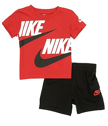 Image of Nike Baby Boys 12-24 Months Short Sleeve Wraparound-Logo Jersey Tee & French Terry Cargo Shorts Set