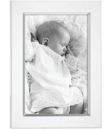 Image of Reed & Barton Classic Silverplate Smooth Picture Frame