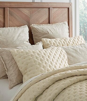 Image of Southern Living Simplicity Collection Brendan Quilt
