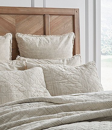Image of Southern Living Simplicity Collection Dayton Quilt