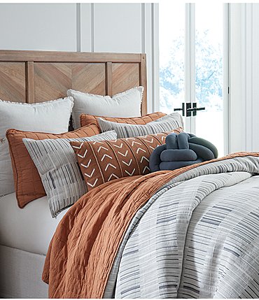 Image of Southern Living Simplicity Collection Lorenzo Striped Comforter