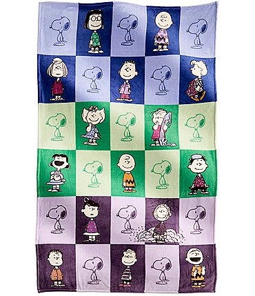 Image of Vera Bradley x Peanuts Plush Throw Blanket Wrap