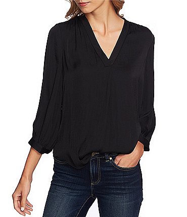 Image of Vince Camuto 3/4 Sleeve V-Neck Rumple Blouse