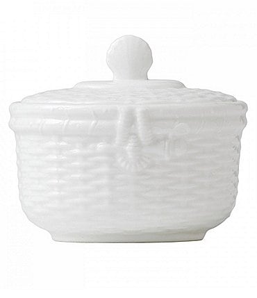 Image of Wedgwood Nantucket Basket Sculpted Bone China Sugar Bowl with Lid