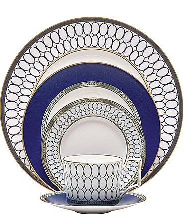 Image of Wedgwood Renaissance Gold Neoclassical China 5-Piece Place Setting