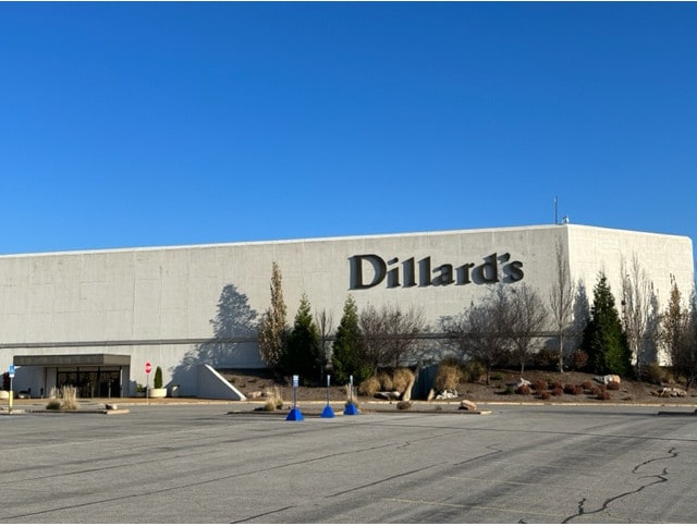 Dillard's South County Center St. Louis Missouri