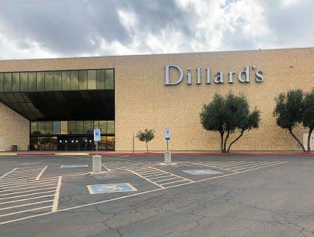 Dillard's Desert Sky Mall Phoenix Arizona