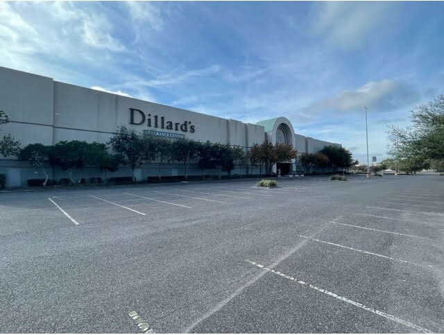 Dillard's Regency Square Mall Jacksonville Florida
