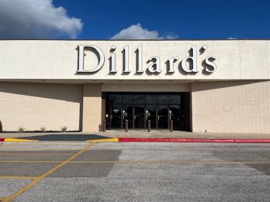 DILLARD'S - 900 Memorial City Way, Houston, Texas - Men's Clothing