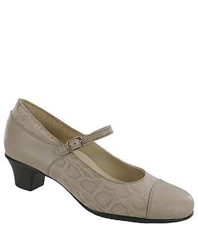 sas heels