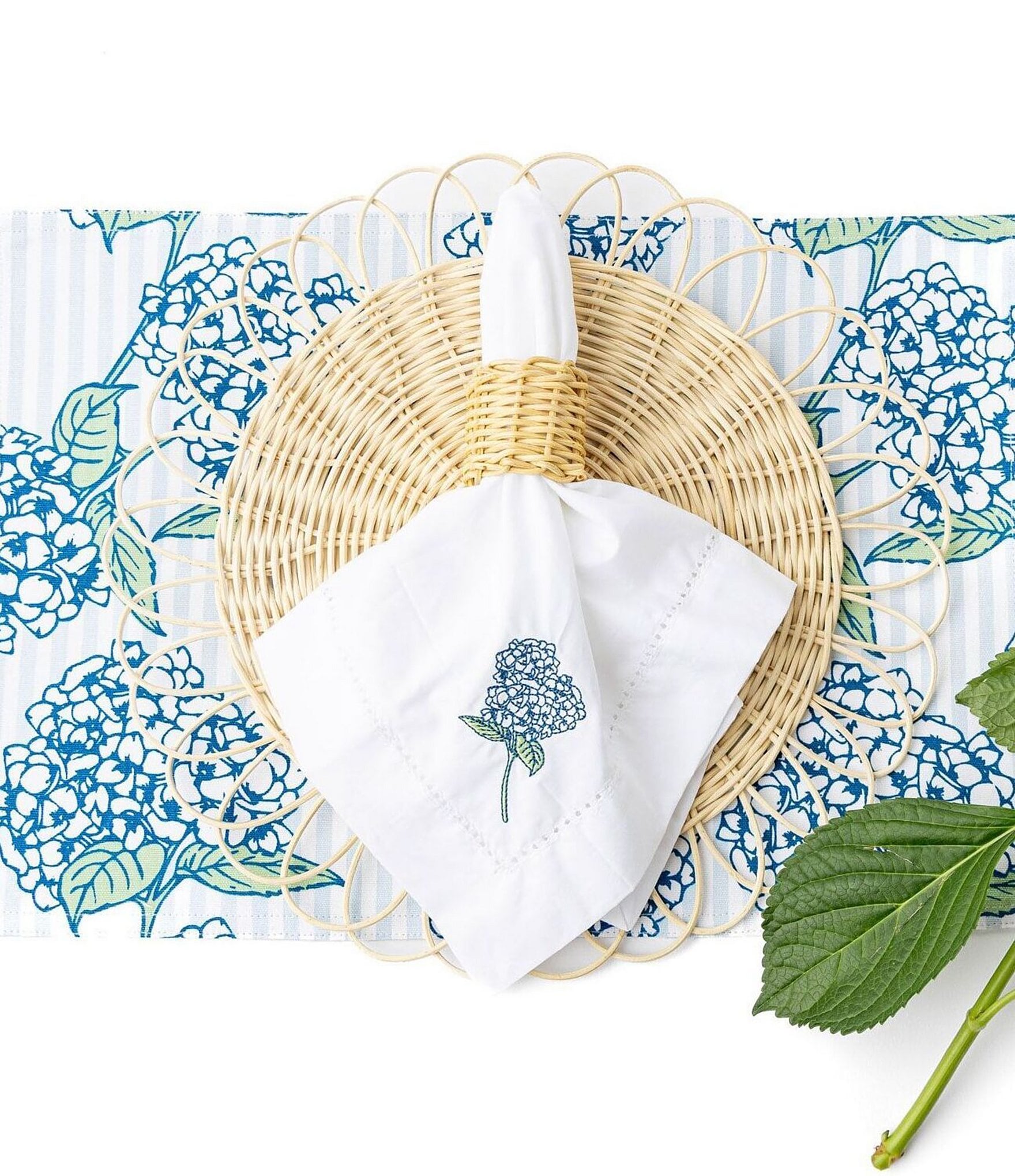 8 Oak Lane Hydrangea Stem Reversible Placemat, Set of 6