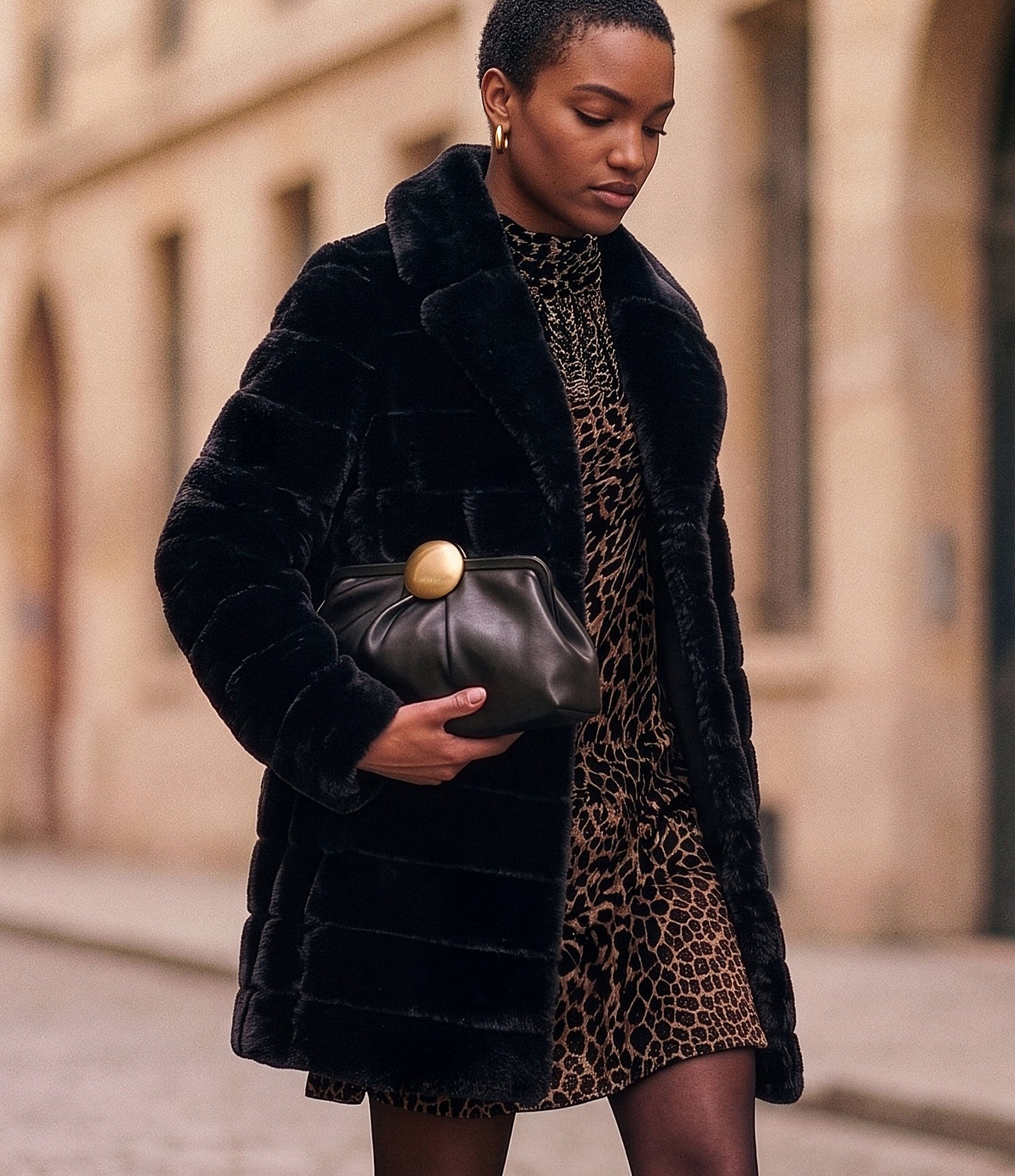 AIMEE Full Circle Leather Clutch Bag