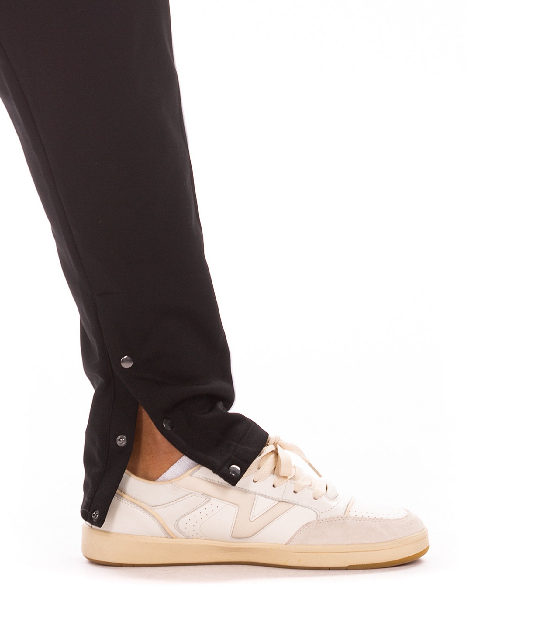 AKOO Three Pocket Tricot Jogger Pants