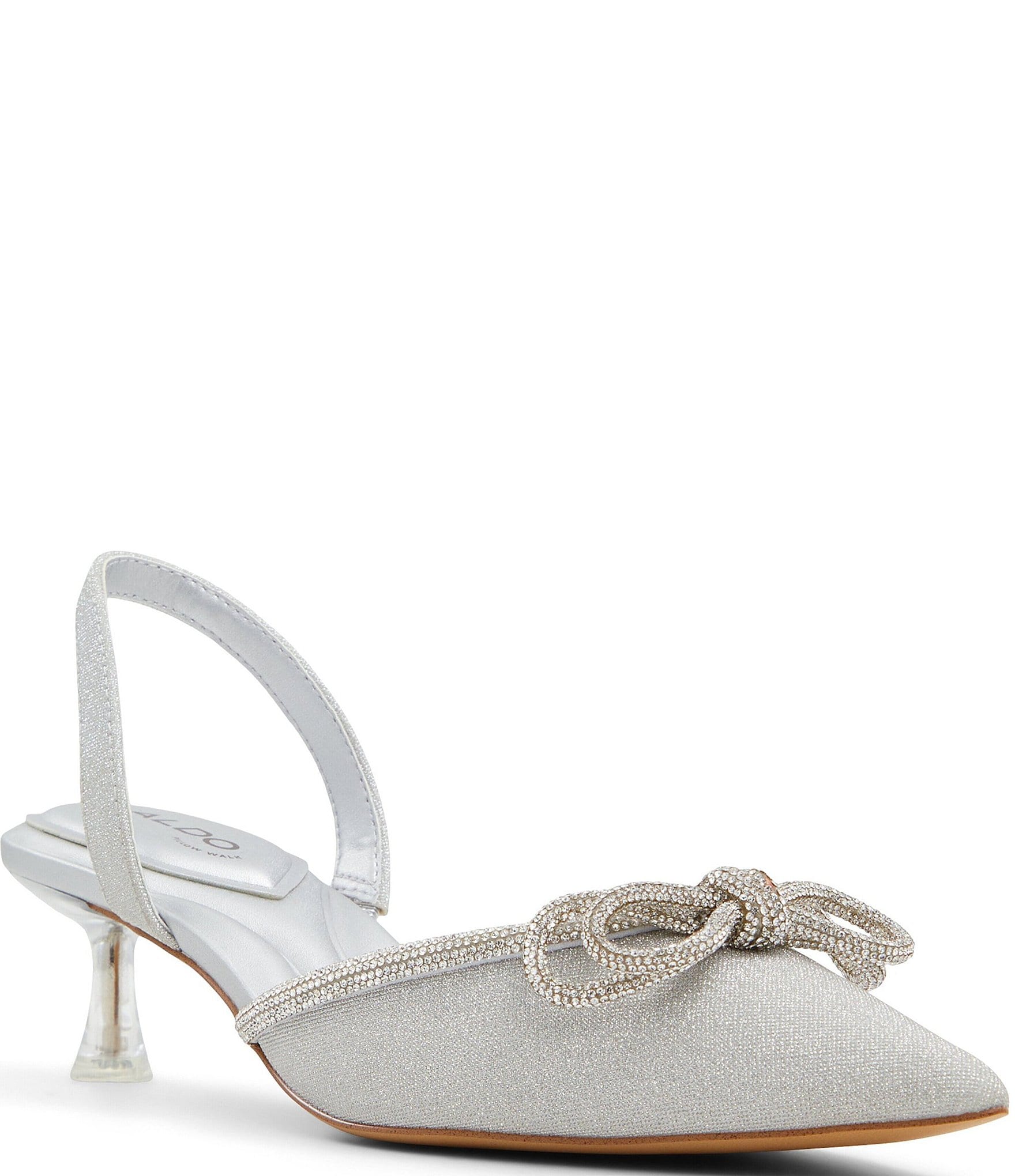 Vera Wang Closed Toe Cream Colored T-strap Heel *AS IS* – Second Chance  Thrift Store - Bridge