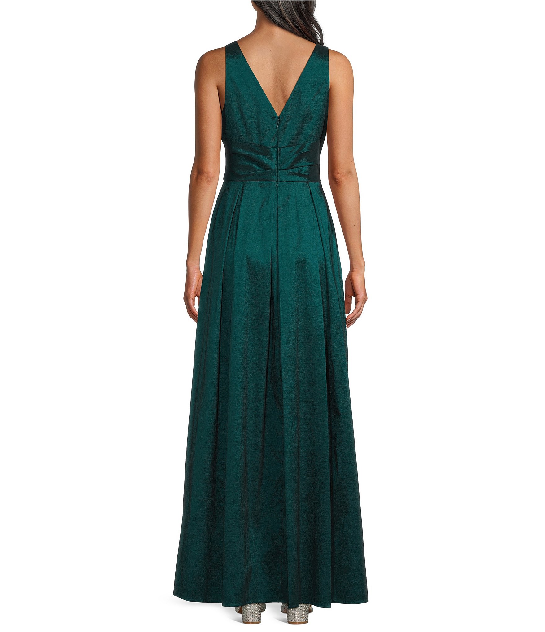 Alex Evenings Sleeveless V-Neck Stretch Taffeta A-Line Dress