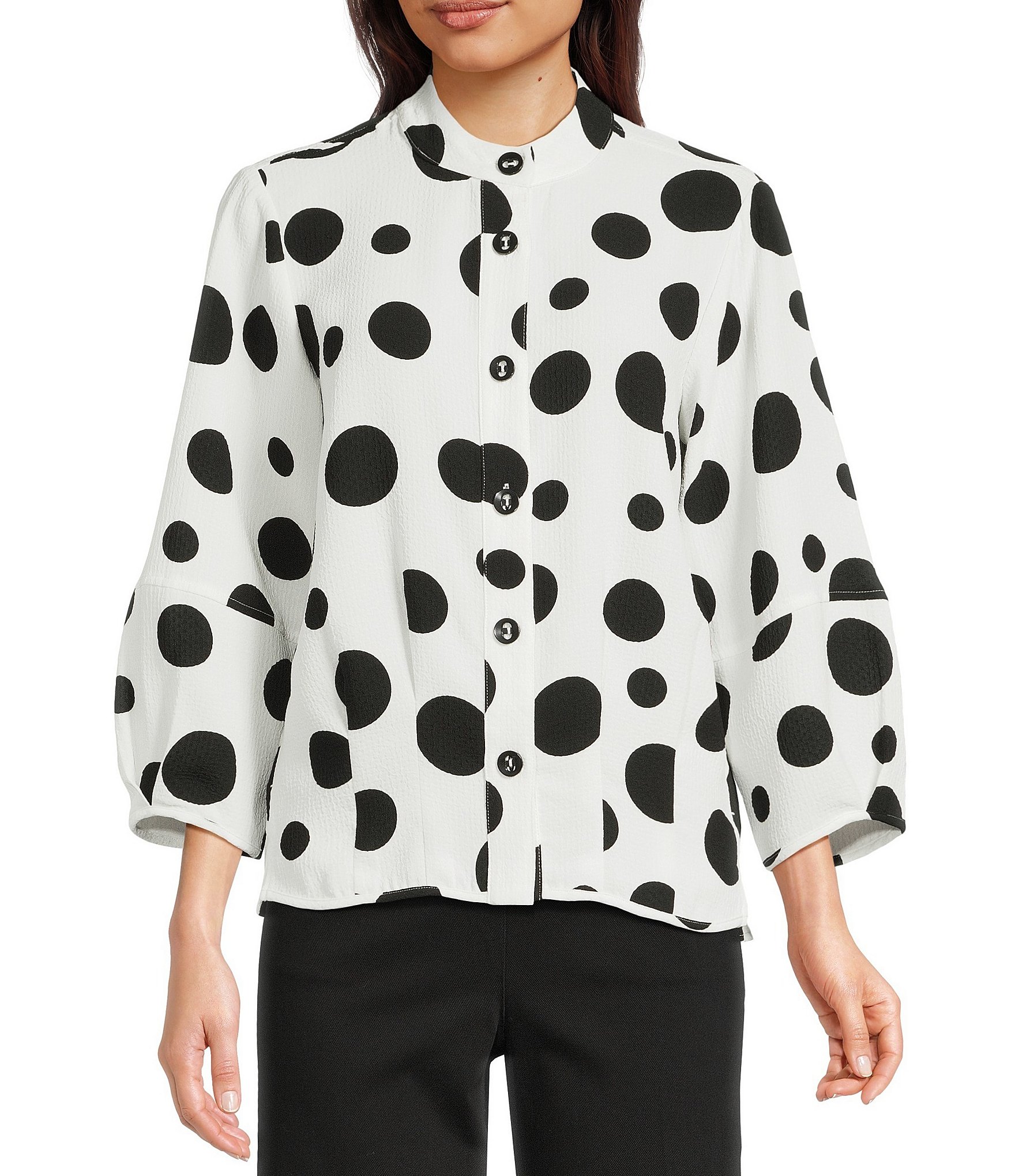 Ali Miles All-Over Dot Print Banded Collar 3/4 Sleeve Hi-Low Hem Button Front Blouse