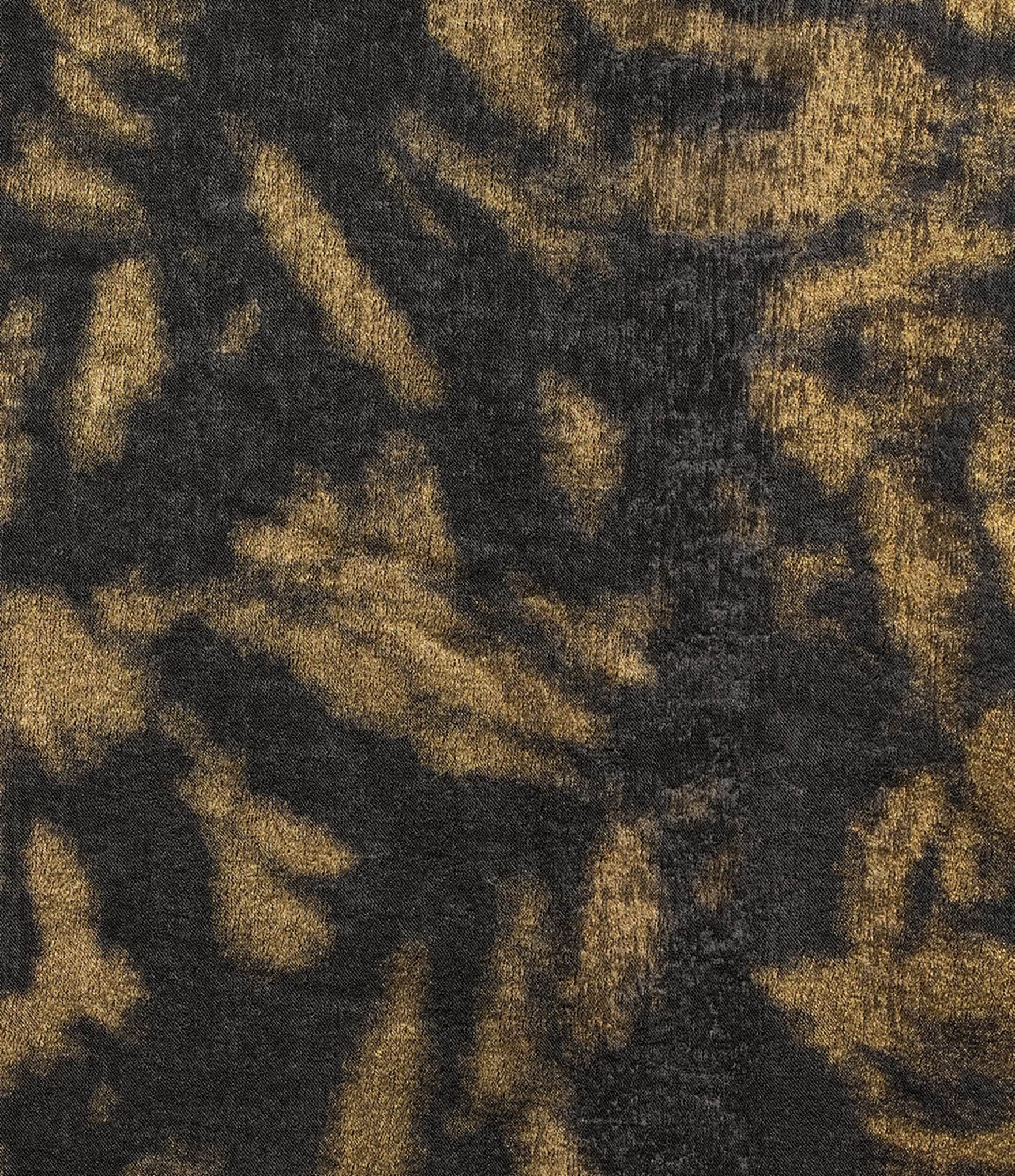 Ali Miles Plus Size Shimmer Woven Allover Multi Print Wire Collar 3/4 Bell Sleeve Button-Front Tunic