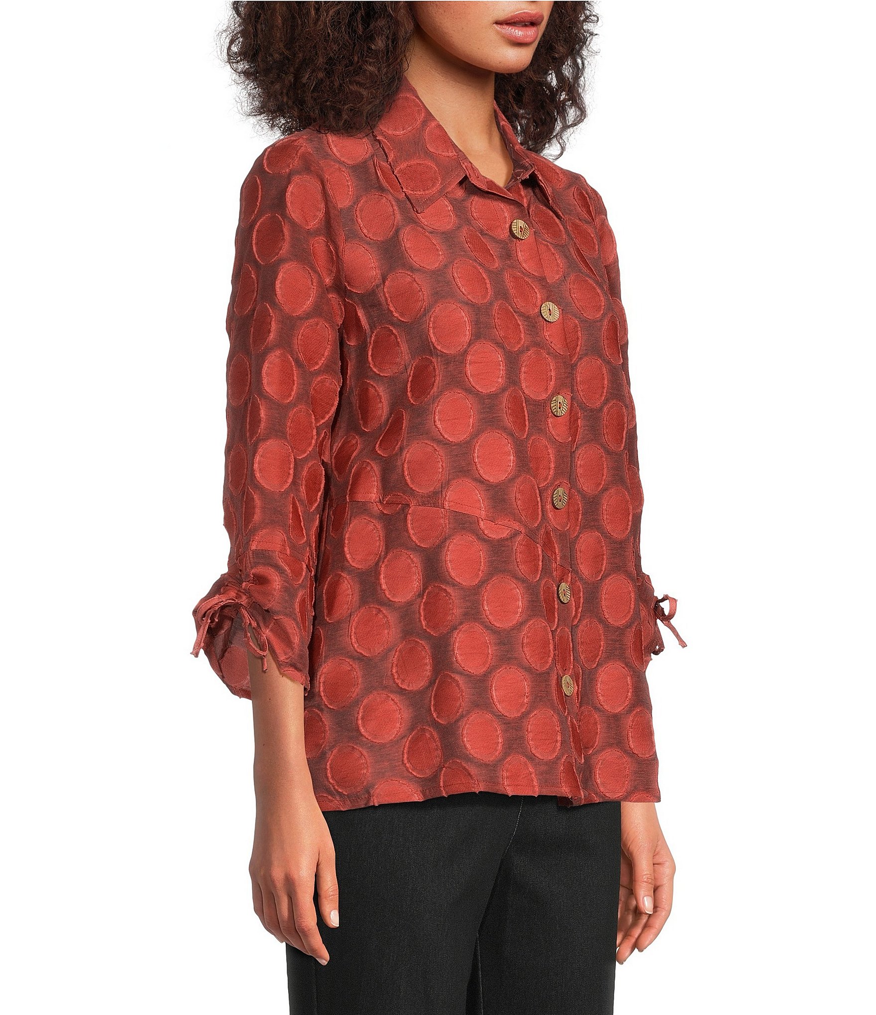 Ali Miles Woven Jacquard Allover Dot Point Collar 3/4 Cinched Sleeve Button Front Shirt