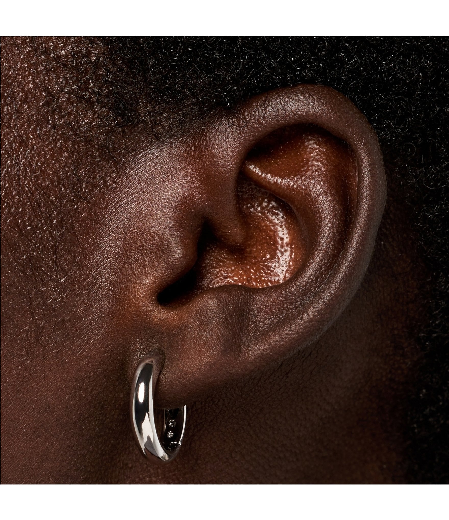 Ana Luisa Giulia Medium Hoop Earrings