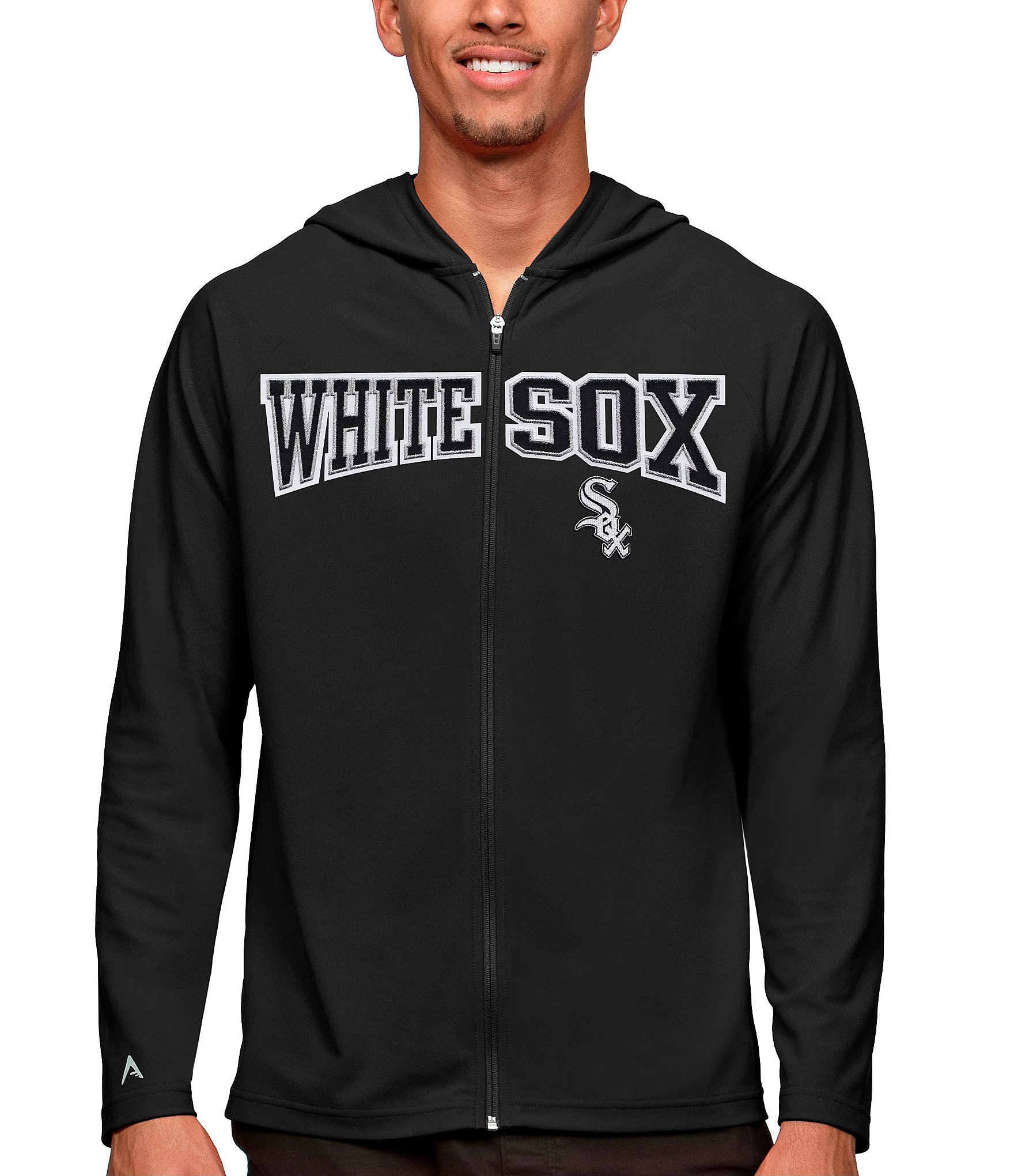 MLB Men's Chicago White Sox Black Colorblock Pullover Hoodie