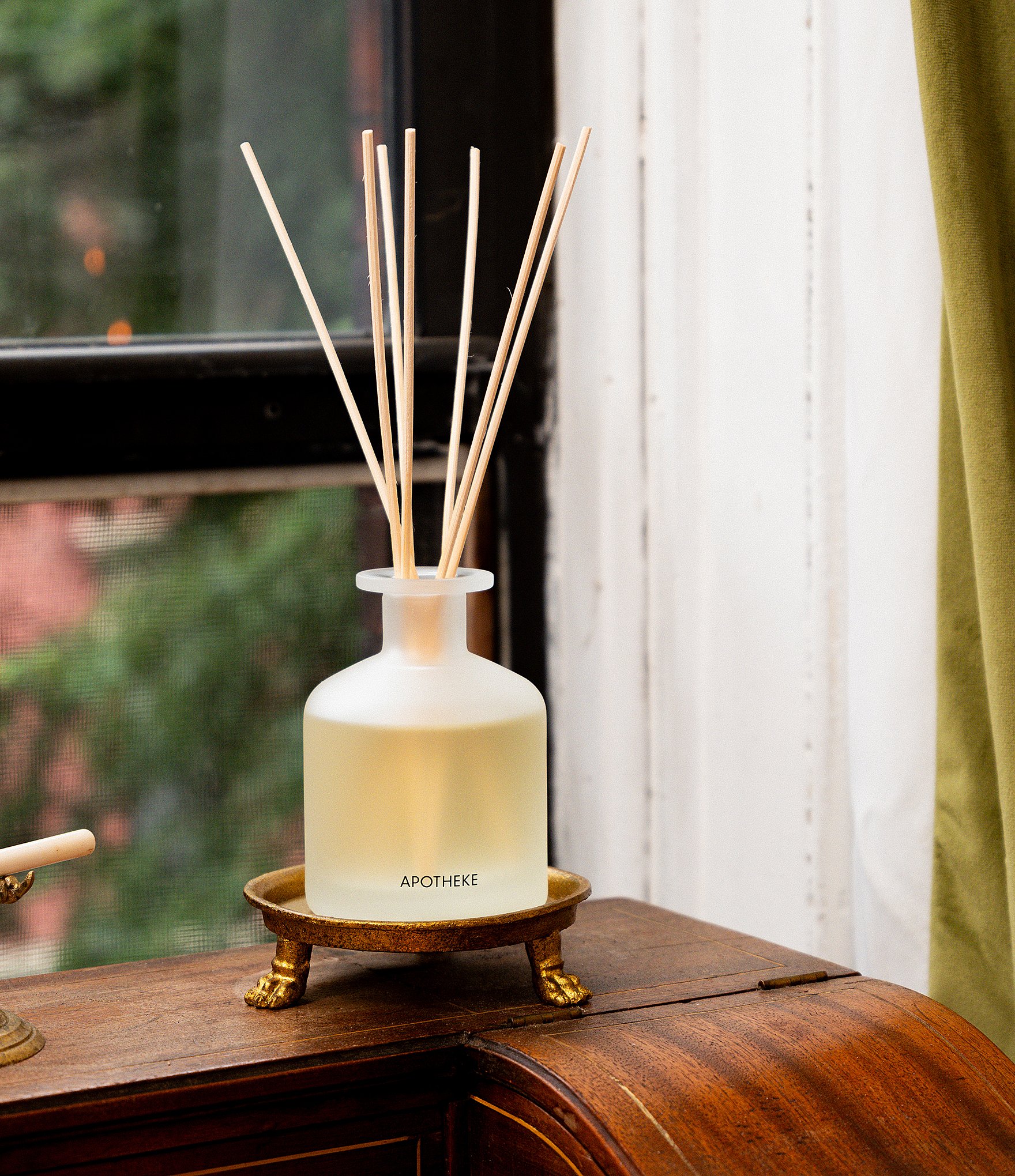 APOTHEKE Earl Grey Bitters Reed Diffuser Liquid Refill, 6.7 oz.